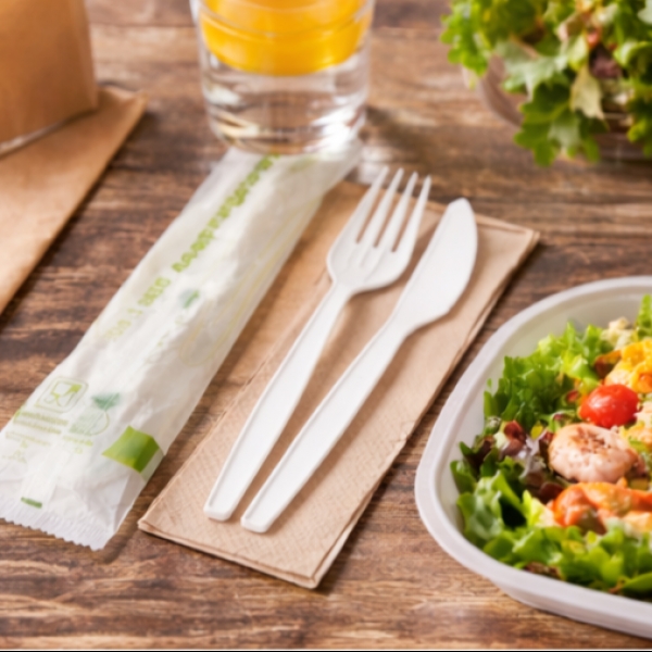 kit-posate-compostabili-cpla-con-tovagliolo